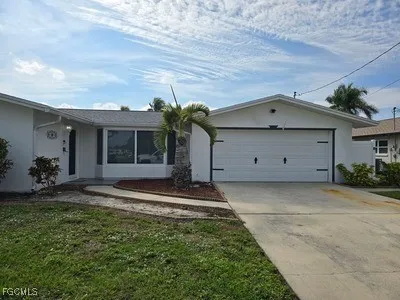$2,500 | 4443 North Pacific Circle, North Fort Myers, FL 33903