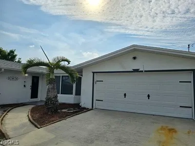 $2,500 | 4443 North Pacific Circle, North Fort Myers, FL 33903