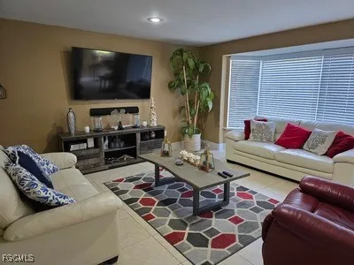 $2,500 | 4443 North Pacific Circle, North Fort Myers, FL 33903