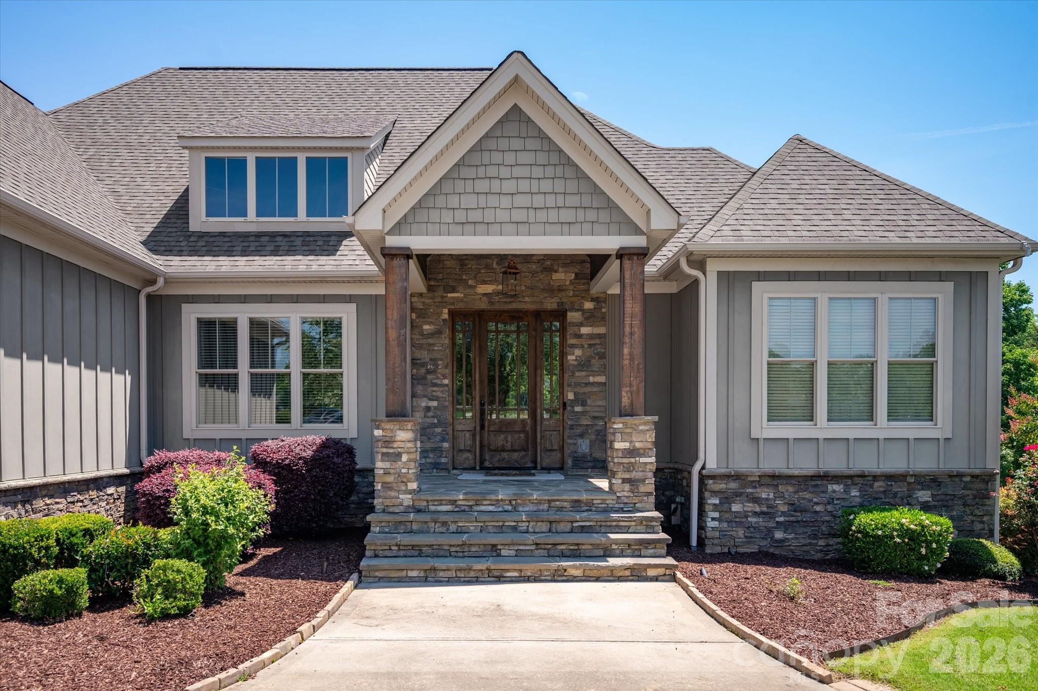 827 Misty Arbor Ford Clover, SC 29710 - Photo 3 of 48