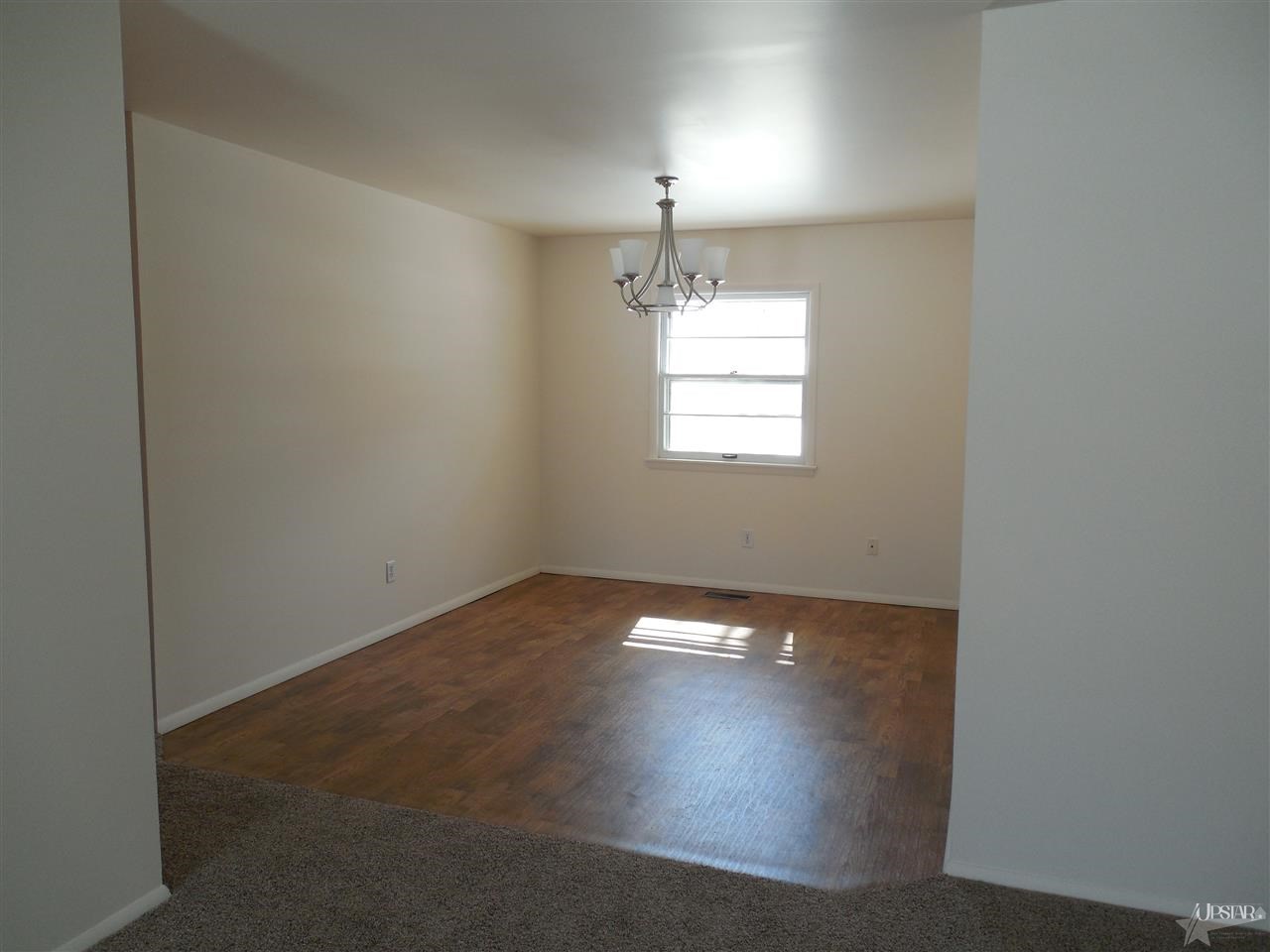 1715 Lower Huntington Road Fort Wayne, IN 46819 - Photo 2 of 13