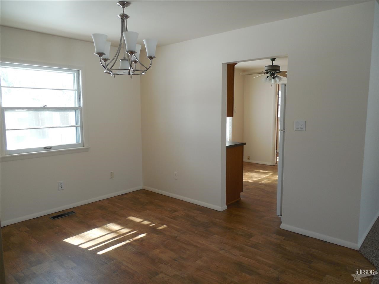 1715 Lower Huntington Road Fort Wayne, IN 46819 - Photo 3 of 13