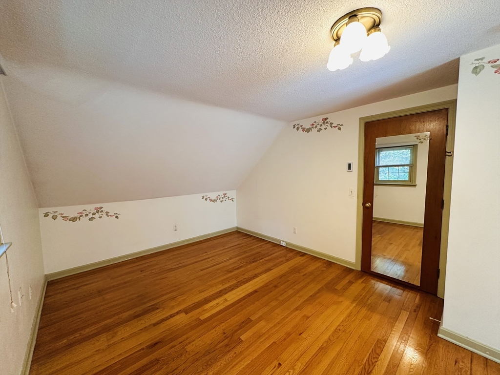 1193 Amostown Road West Springfield, MA 01089 - Photo 21 of 35 Gallery Image 21