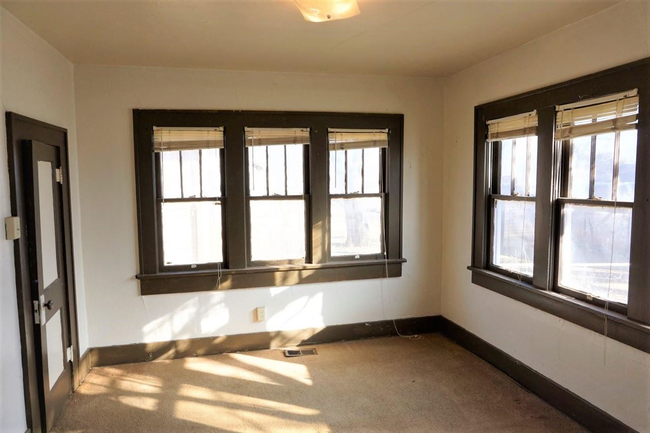 810 Ivanhoe Street Perry, OK 73077 - Photo 15 of 22 Gallery Image 15
