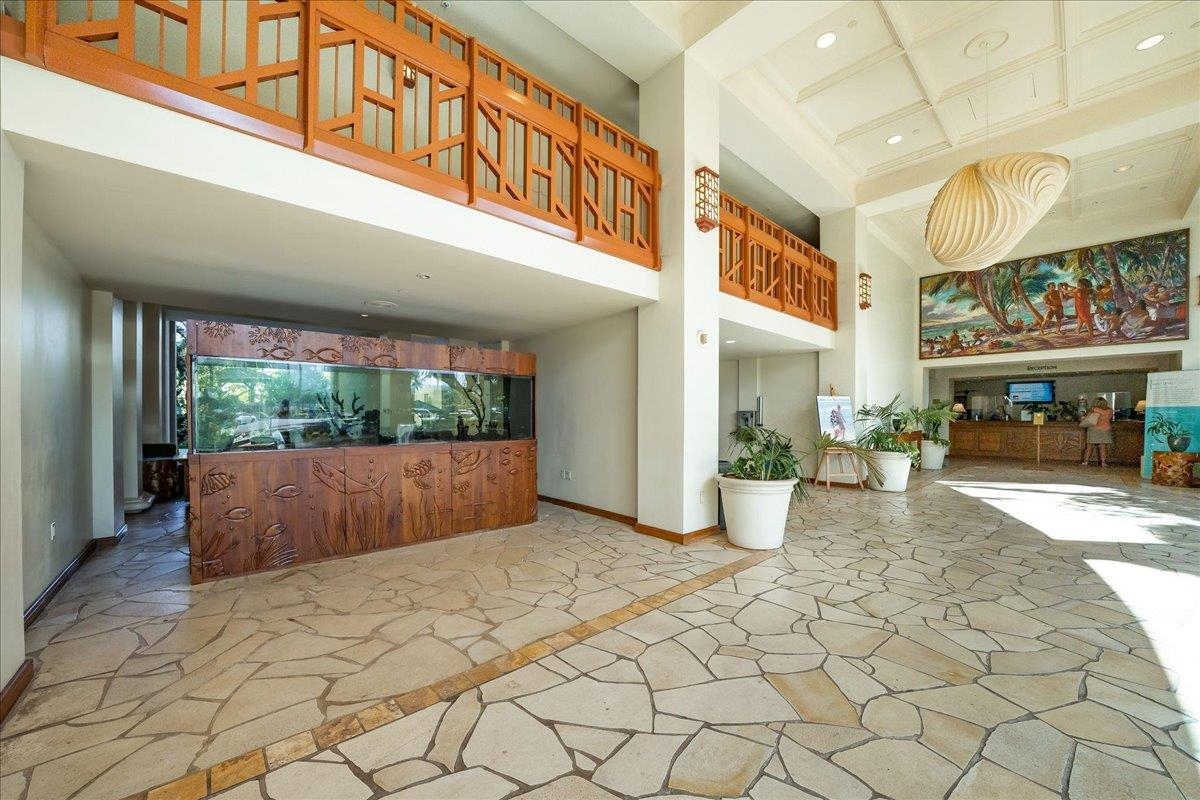 3445 Lower Honoapiilani Road, Unit 361 Lahaina, HI 96761 - Photo 28 of 43 a view of an entrance of building
