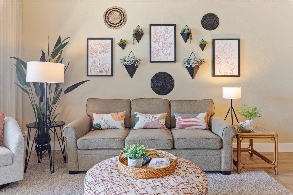 3445 Lower Honoapiilani Road, Unit 361 Lahaina, HI 96761 - Photo 5 of 43 a living room with furniture and a rug