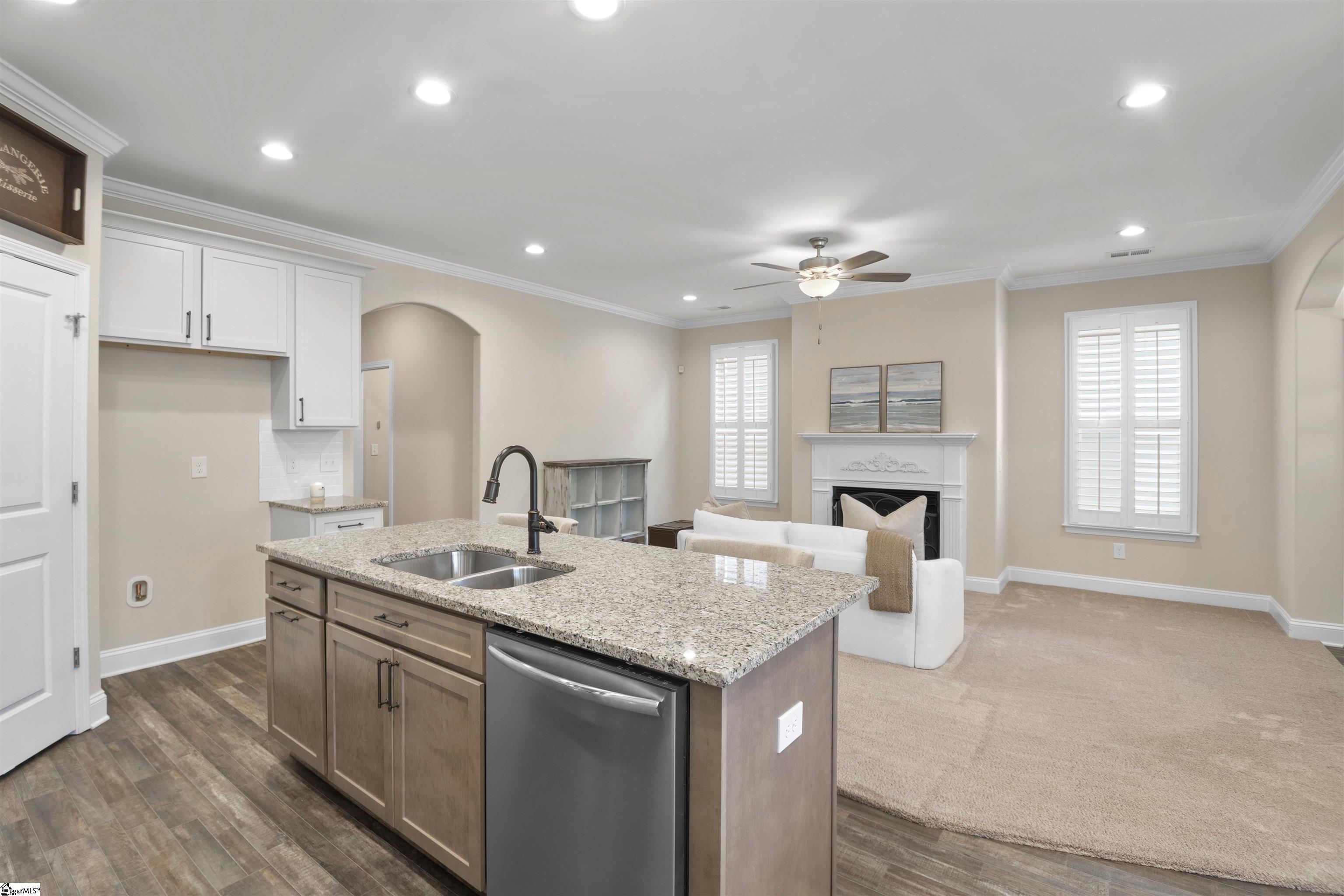 109 Townsend Avenue Greer, SC 29651 - Photo 14 of 48