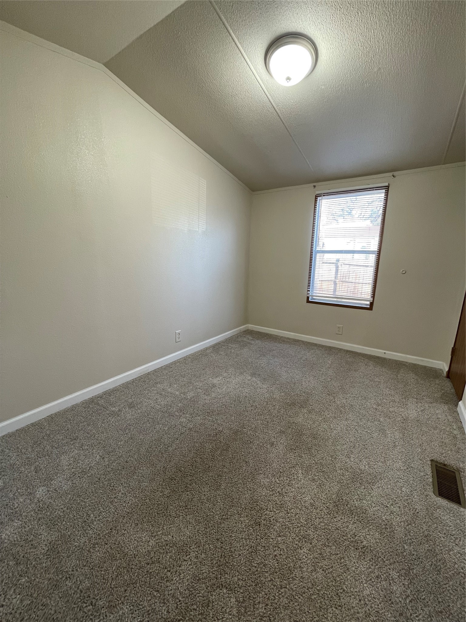 15185 Ridgepoint Circle Willis, TX 77318 - Photo 13 of 16