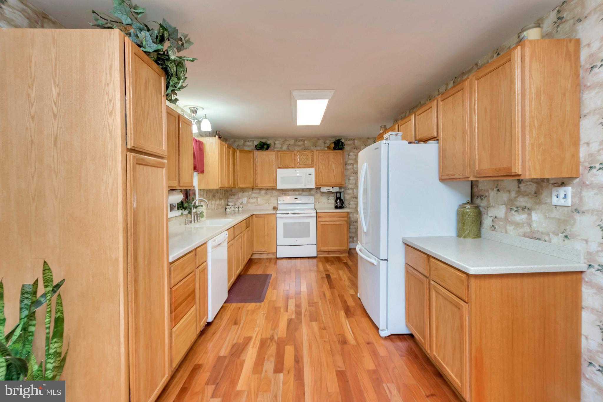 13347 Sillamon Road Goldvein, VA 22720 - Photo 12 of 28 Look at all these cabinets!!!