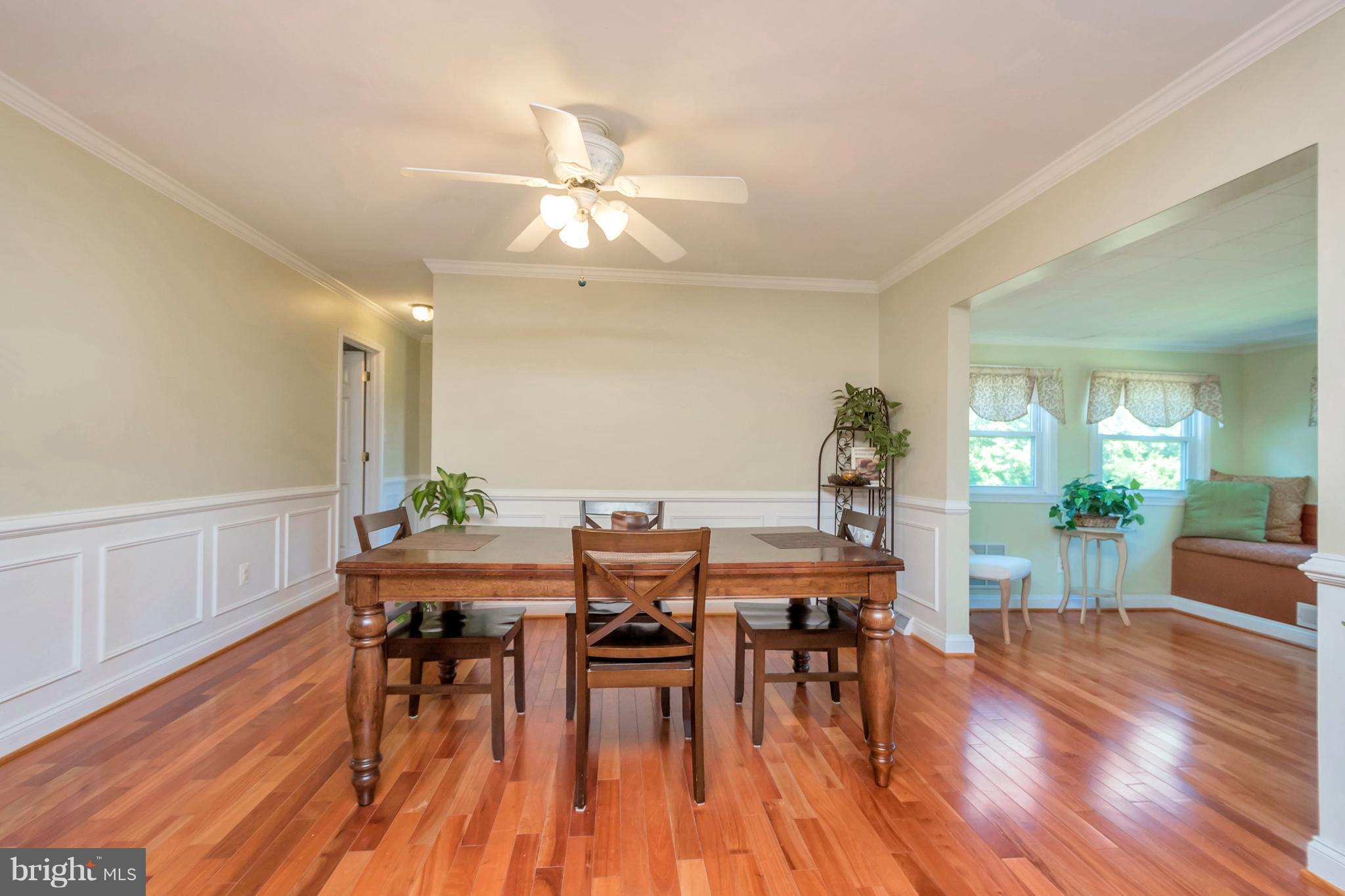 13347 Sillamon Road Goldvein, VA 22720 - Photo 17 of 28 Lots of Seating for entertaining!!