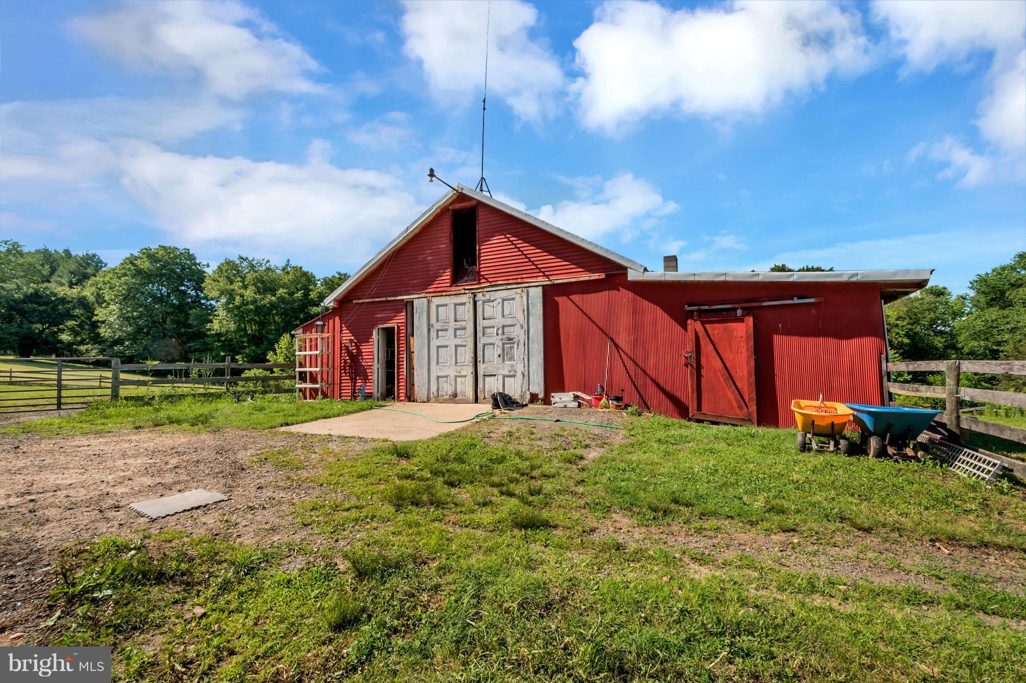 13347 Sillamon Road Goldvein, VA 22720 - Photo 7 of 28 Life in the country!!