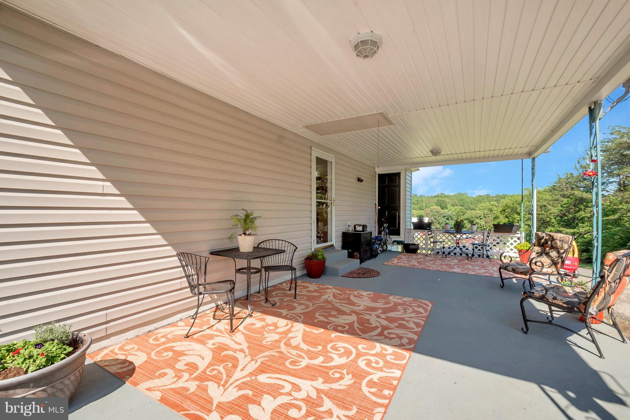 13347 Sillamon Road Goldvein, VA 22720 - Photo 9 of 28 Outdoor entertaining right off kitchen!!!