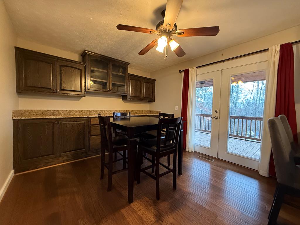 611 Davis Road Blue Ridge, GA 30513 - Photo 6 of 21