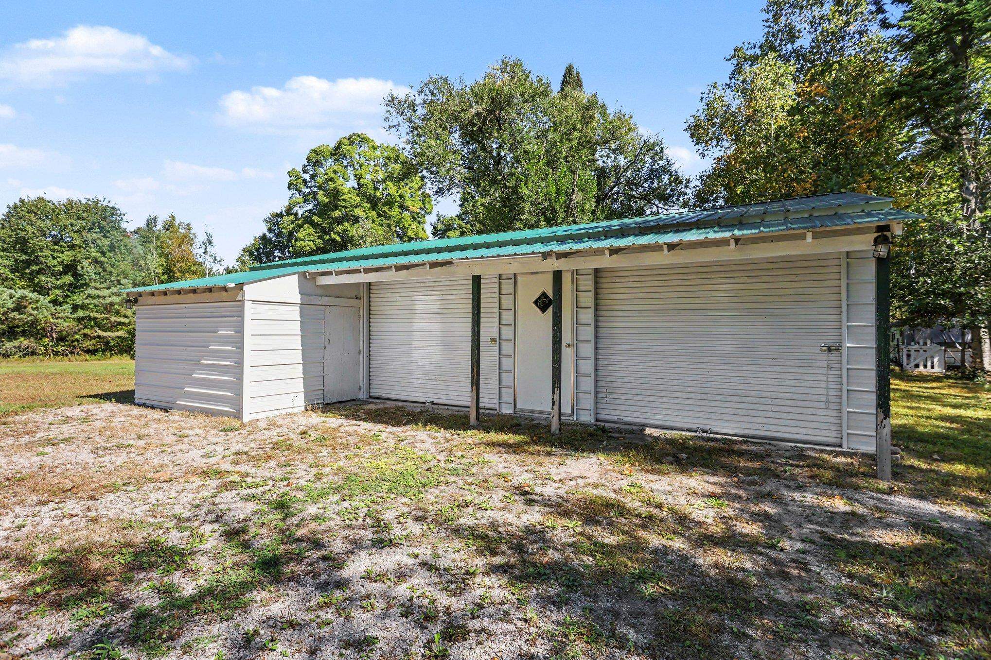 8406 Clouse Road South Branch, MI 48761 - Photo 24 of 32 1950948-2768a453-25f9-43fa-abf2-2d950616330c.JPG