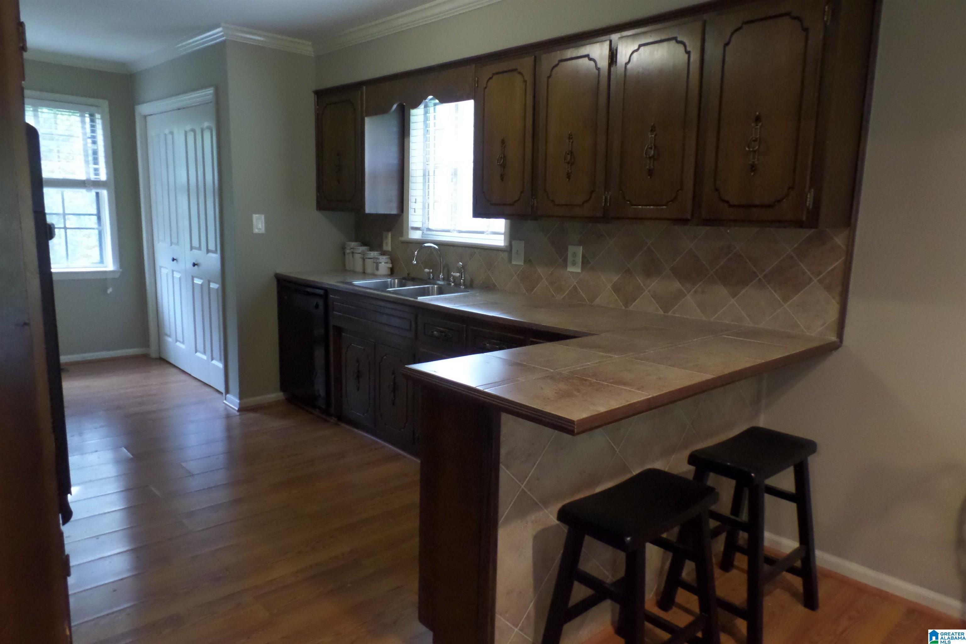 537 Pineywood Road Gardendale, AL 35071 - Photo 13 of 37