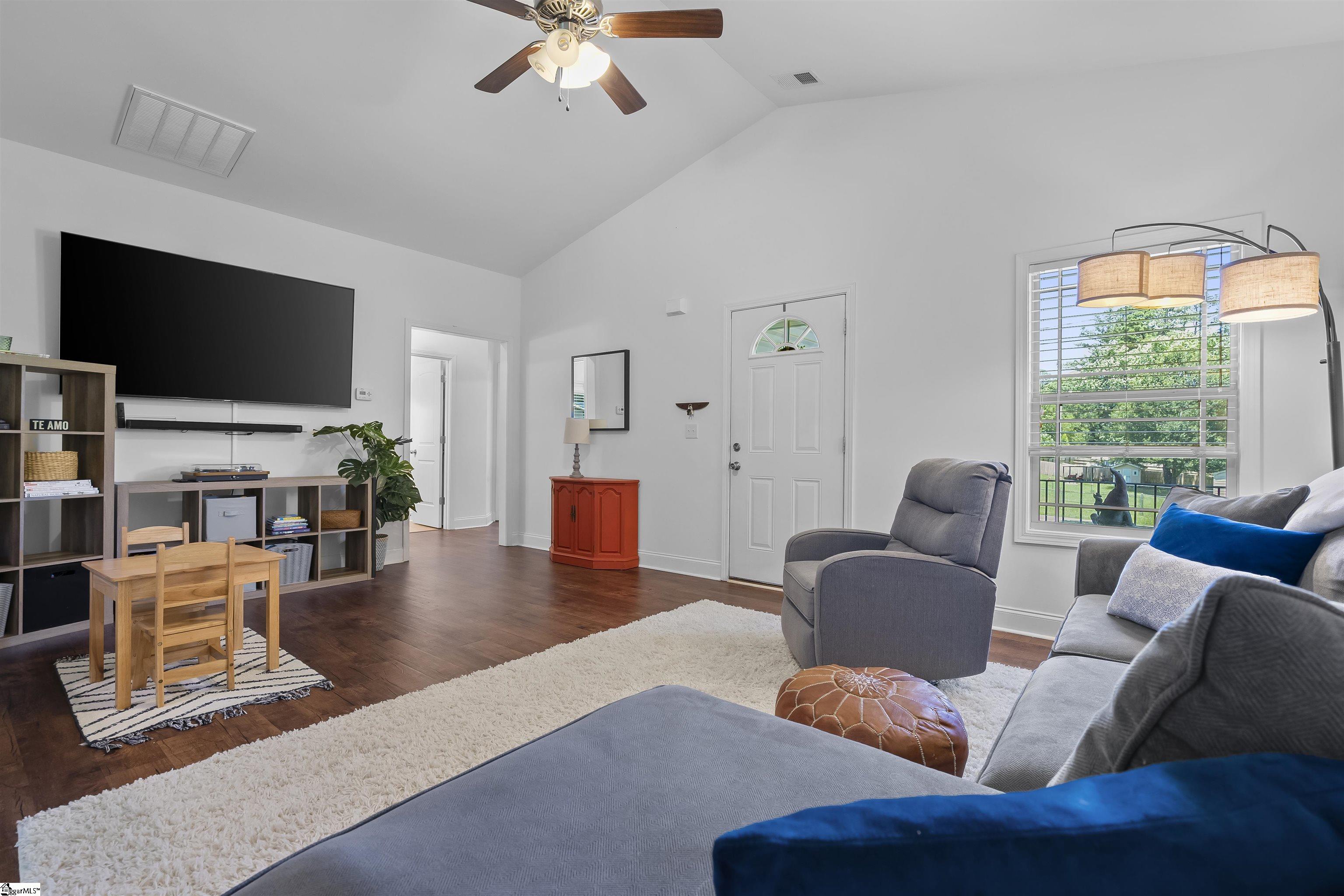 206 Center Street Greer, SC 29651 - Photo 2 of 26