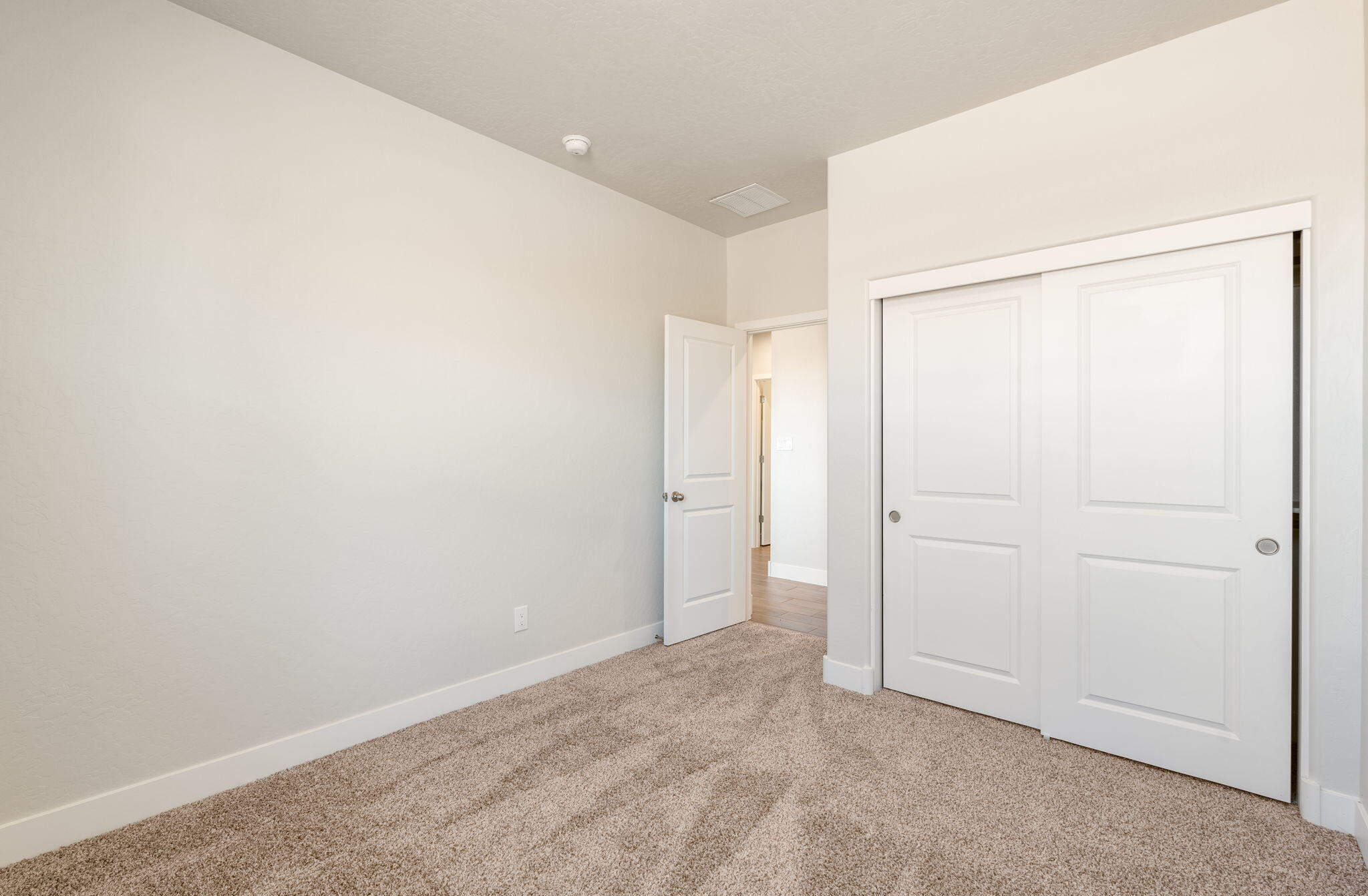 6932 Sydney Drive Northeast Rio Rancho, NM 87144 - Photo 19 of 27 Gallery Image 19