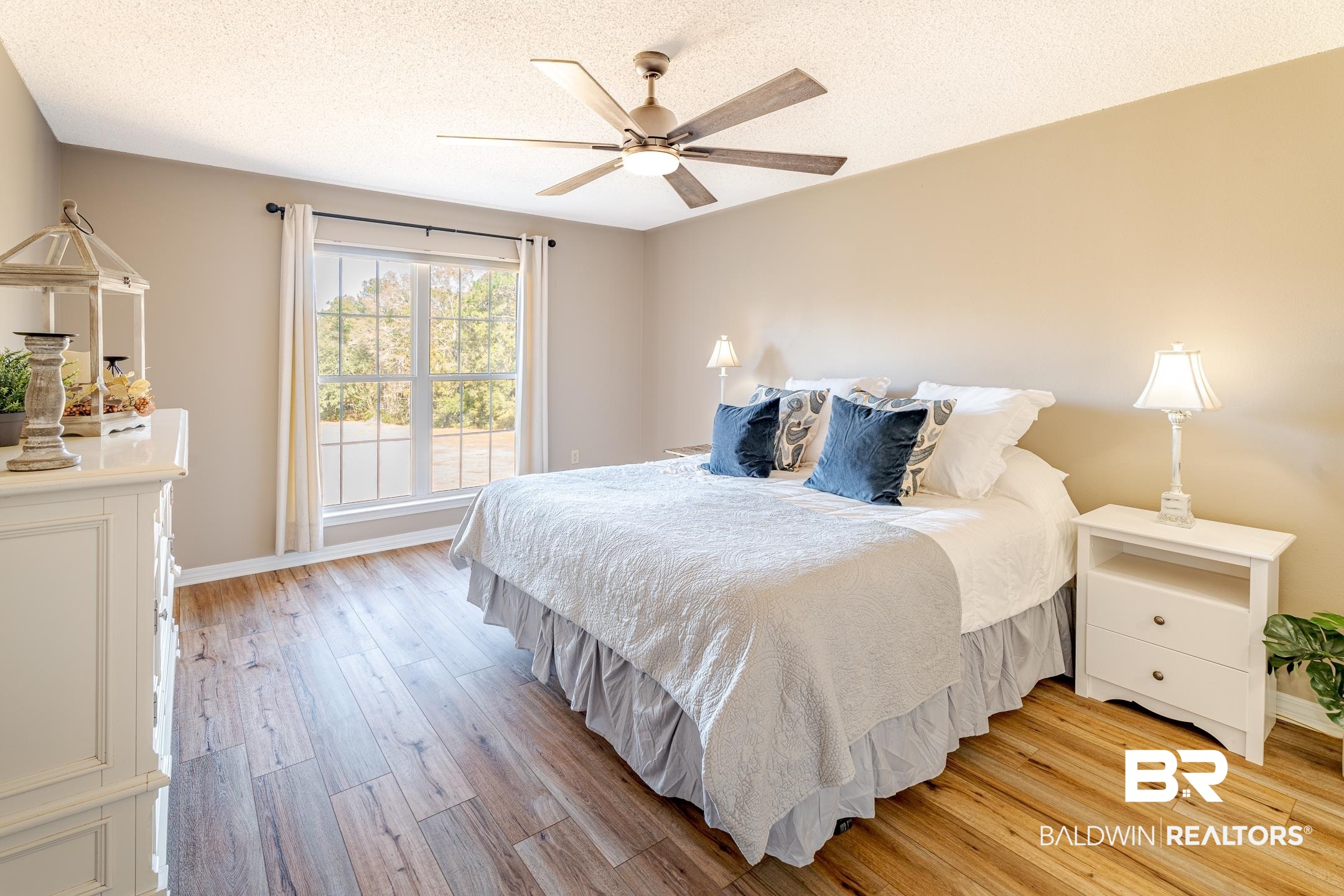 12780 Hilliard Jenkins Road Loxley, AL 36551 - Photo 23 of 32 Primary Suite