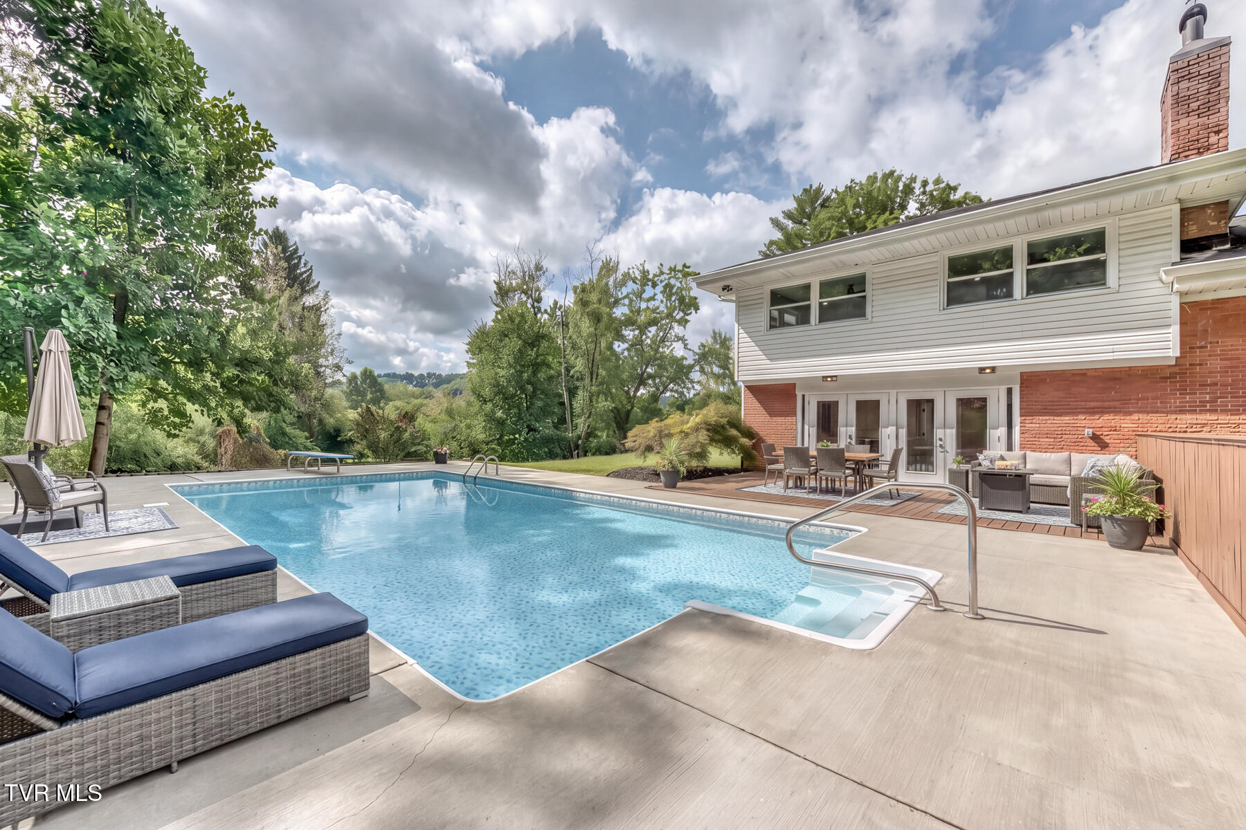 601 Orchard Road Elizabethton, TN 37643 - Photo 4 of 66 601 Orchard Rd Ext