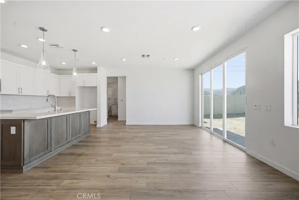 $999,952 | 20804 Pio Pico Court, Newhall, CA 91321