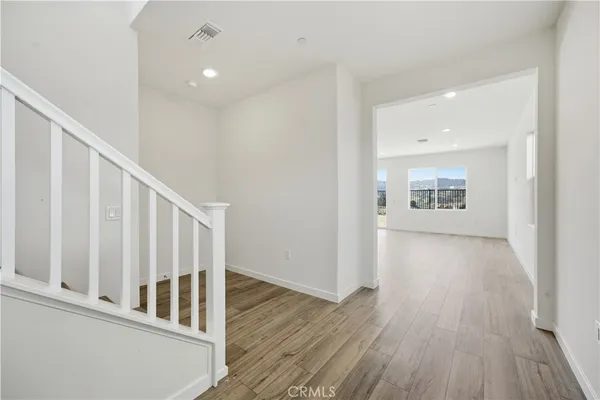 $999,952 | 20804 Pio Pico Court, Newhall, CA 91321