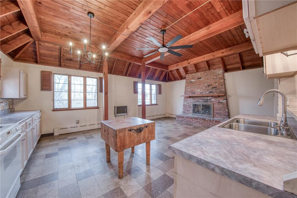 2294 Clearvue Road Pittsburgh, PA 15237 - Photo 8 of 49 Gallery Image 8