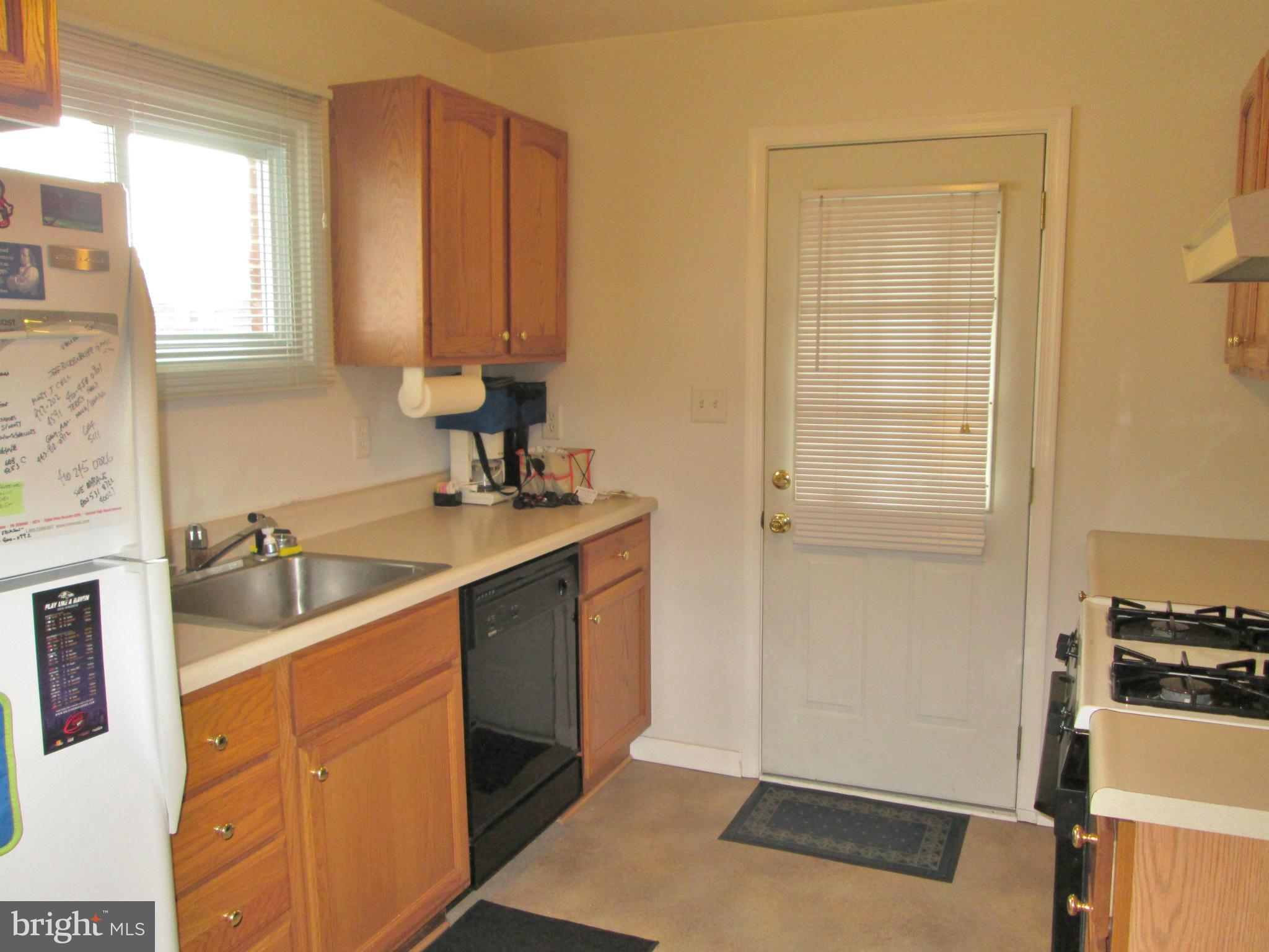 8721 Stockwell Road Baltimore, MD 21234 - Photo 9 of 16 Kitchen