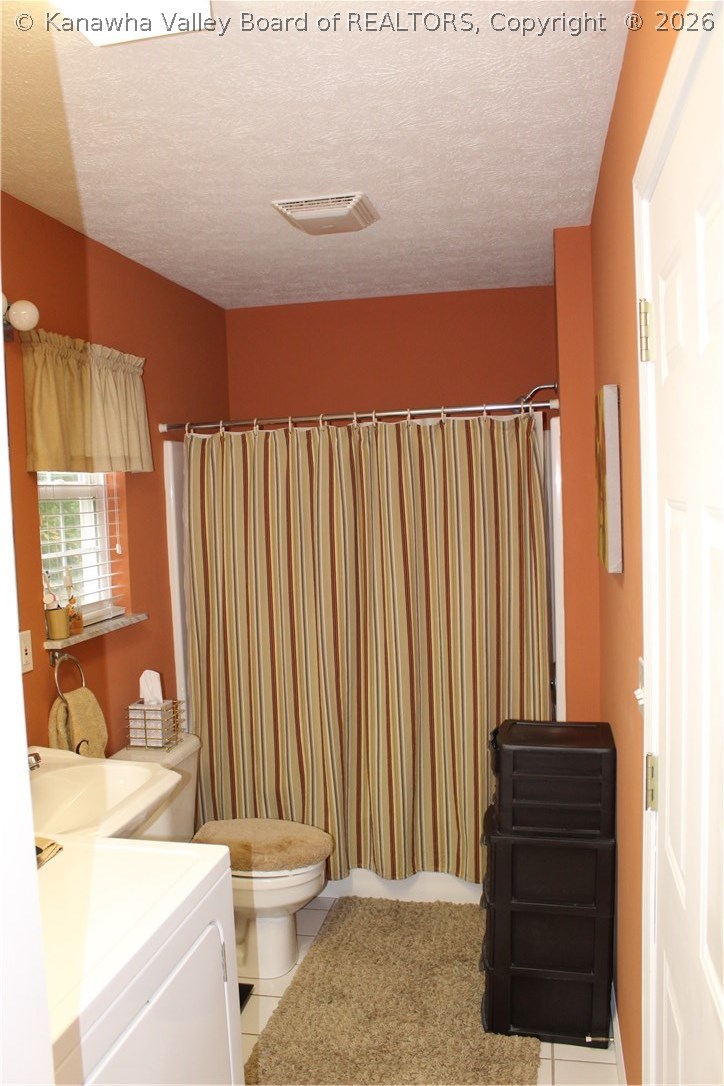 207 Dutch Road Charleston, WV 25302 - Photo 4 of 28 Gallery Image 4