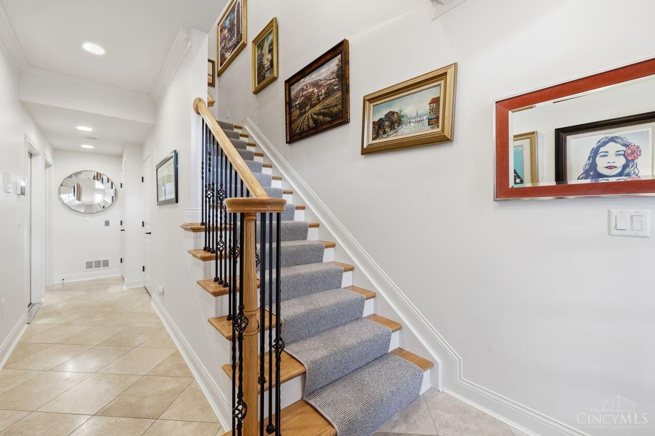 1430 Riverside Drive Cincinnati, OH 45202 - Photo 22 of 58