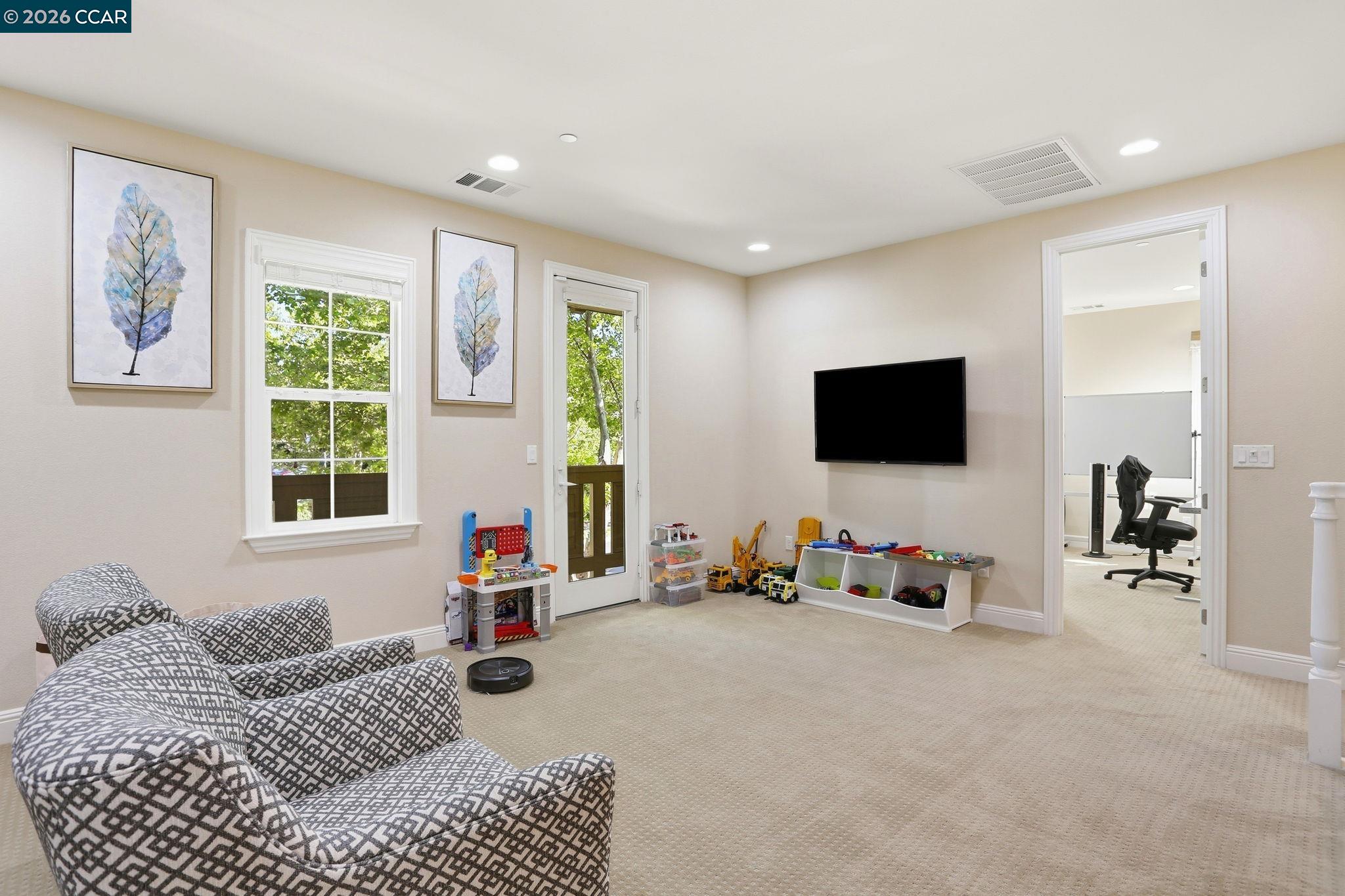 5043 Ivy Leaf Springs Road San Ramon, CA 94582 - Photo 16 of 48