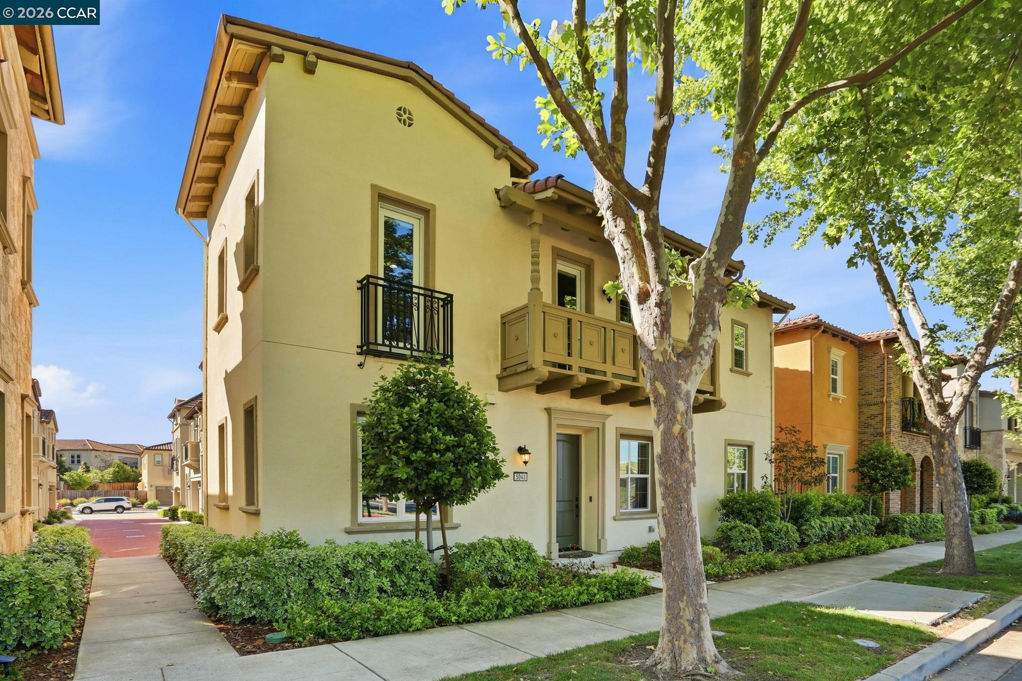 5043 Ivy Leaf Springs Road San Ramon, CA 94582 - Photo 2 of 48