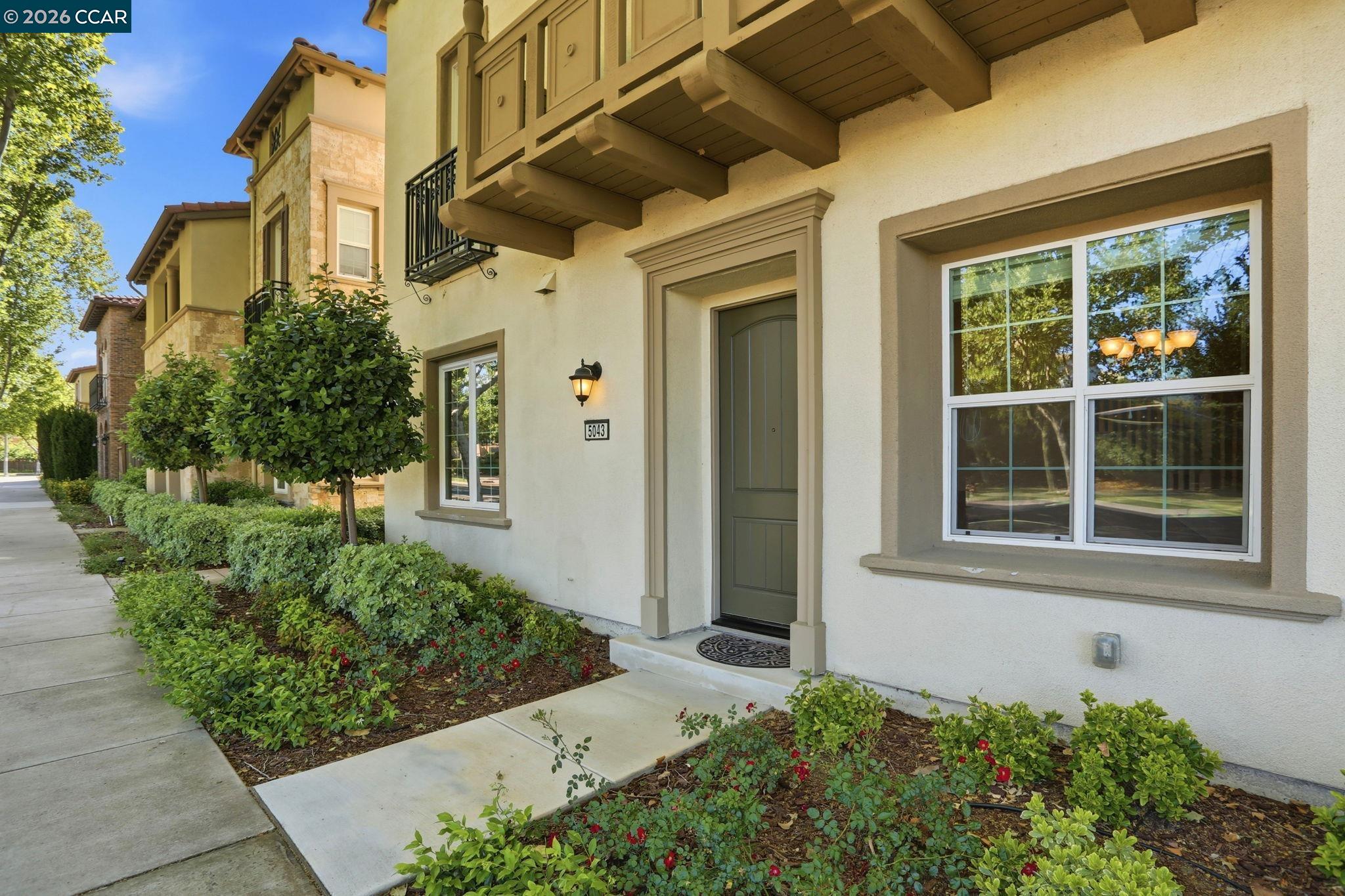 5043 Ivy Leaf Springs Road San Ramon, CA 94582 - Photo 3 of 48