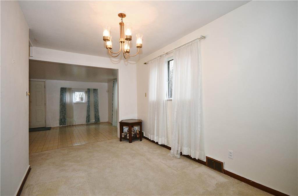 562 Grove Road Verona, PA 15147 - Photo 8 of 25 Gallery Image 8