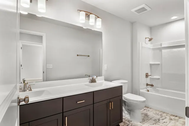 $649,900 | 401 Michelle Lane, Unit 66, Cottage Grove, WI 53527