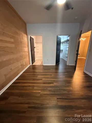 $1,550 | 300 Vista Lake Drive, Unit 205, Candler, NC 28715