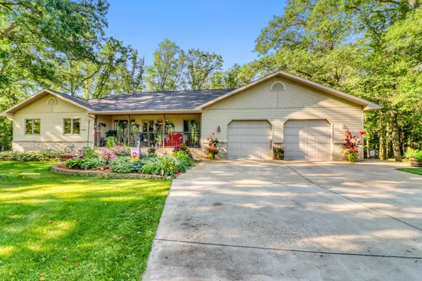 $795,000 | 37895 Southwest Height Of Land Drive, Rochert, MN 56578