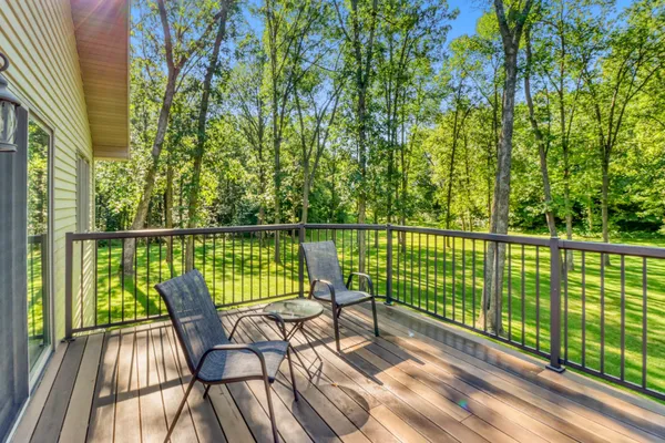 $795,000 | 37895 Southwest Height Of Land Drive, Rochert, MN 56578