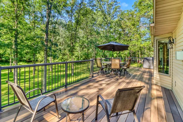 $795,000 | 37895 Southwest Height Of Land Drive, Rochert, MN 56578