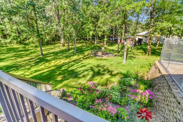 $795,000 | 37895 Southwest Height Of Land Drive, Rochert, MN 56578
