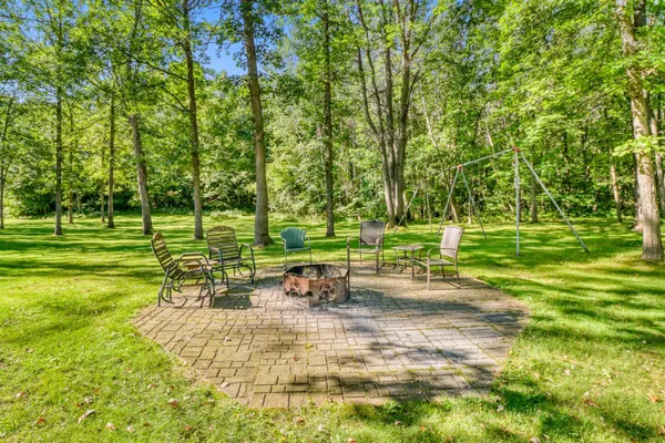 $795,000 | 37895 Southwest Height Of Land Drive, Rochert, MN 56578