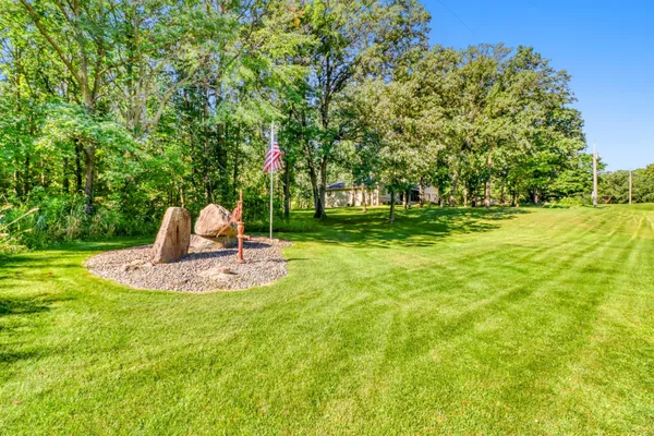 $795,000 | 37895 Southwest Height Of Land Drive, Rochert, MN 56578
