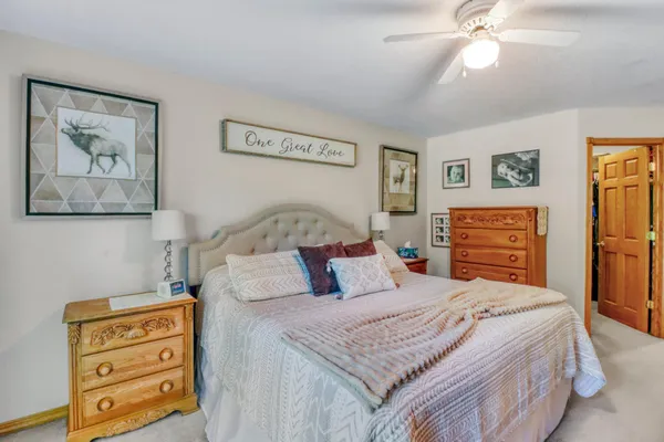 $795,000 | 37895 Southwest Height Of Land Drive, Rochert, MN 56578