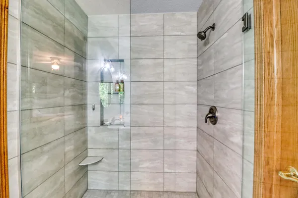 $795,000 | 37895 Southwest Height Of Land Drive, Rochert, MN 56578