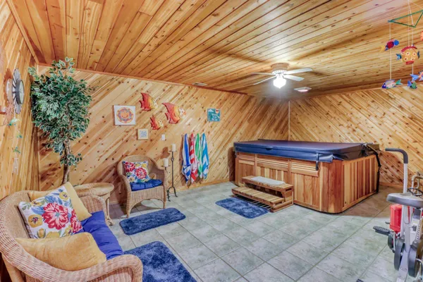 $795,000 | 37895 Southwest Height Of Land Drive, Rochert, MN 56578