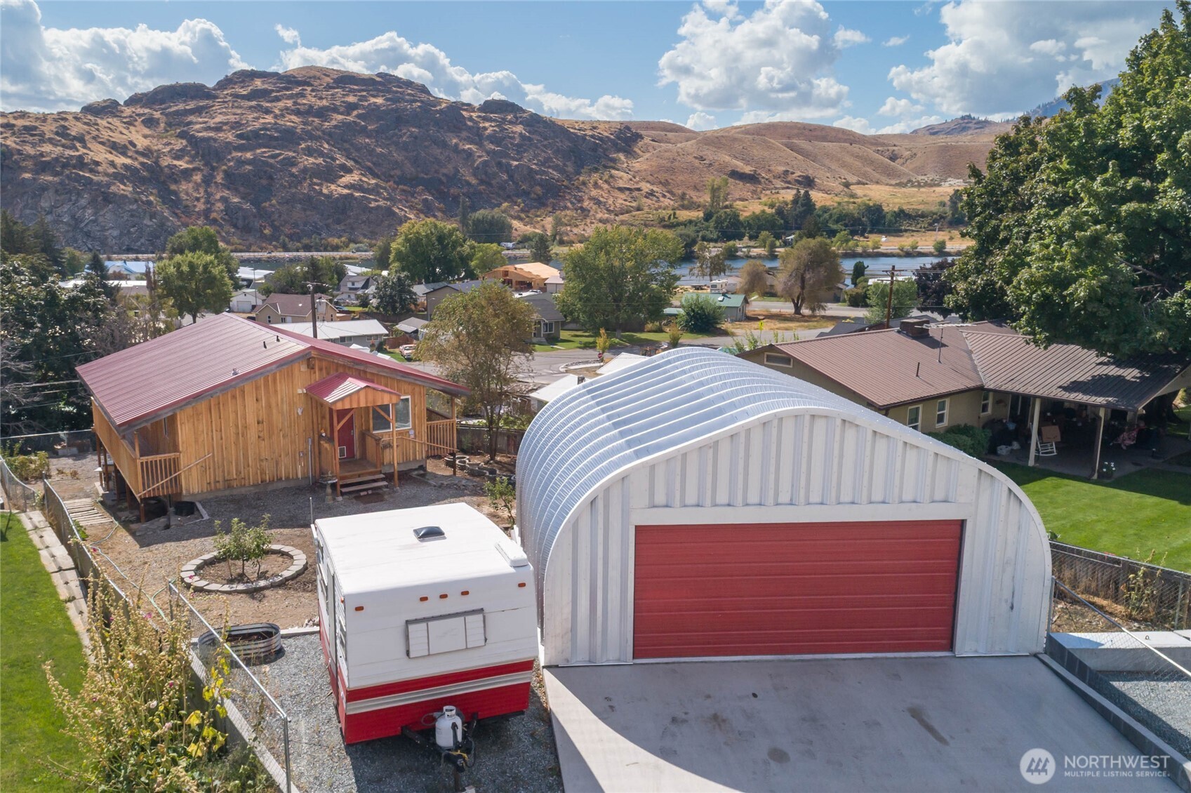 505 Beach Street Pateros, WA 98846 - Photo 1 of 30 Gallery Image 1