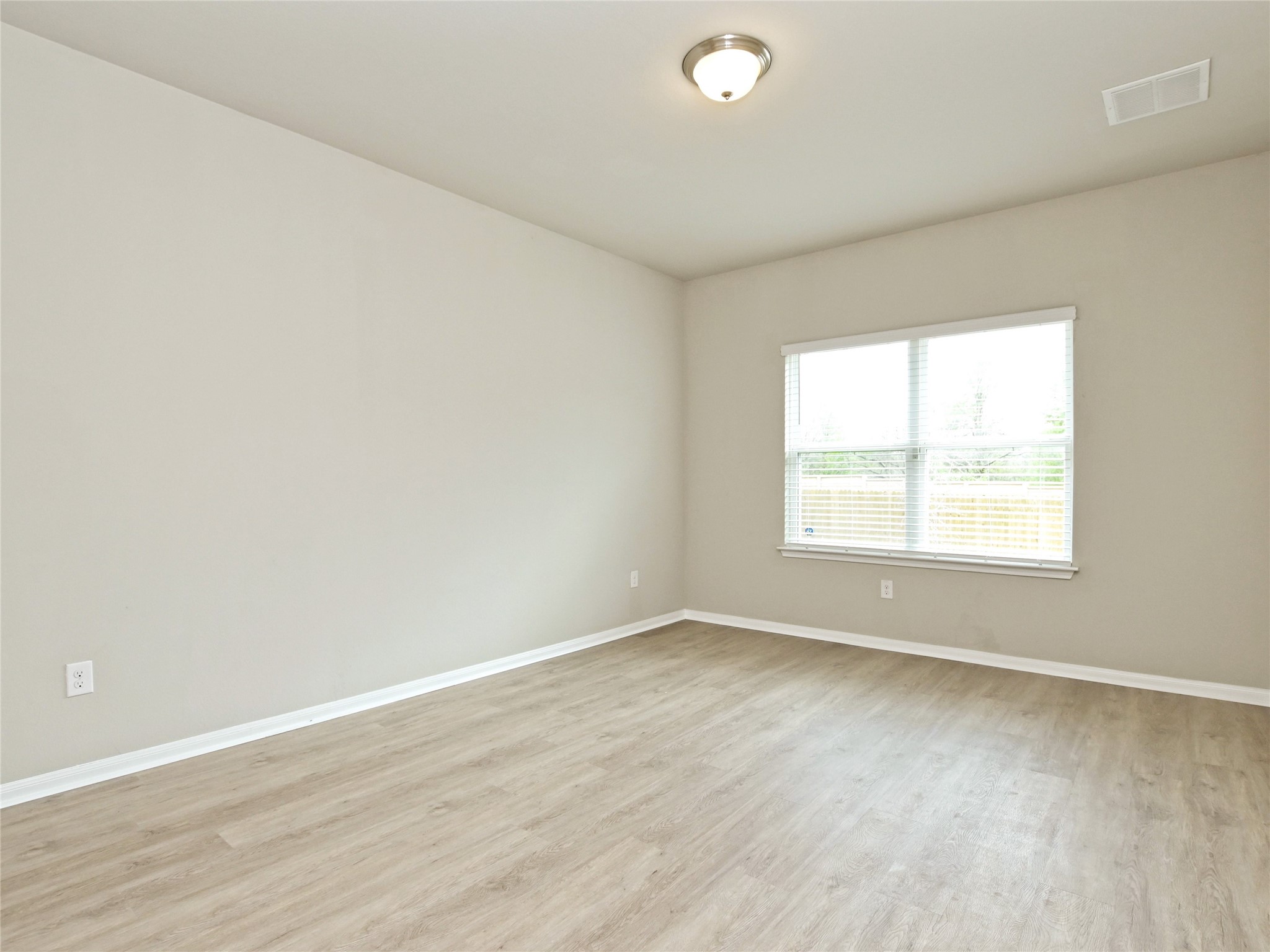 6917 Ranchito Drive Austin, TX 78744 - Photo 16 of 29 Main floor primary is spacious