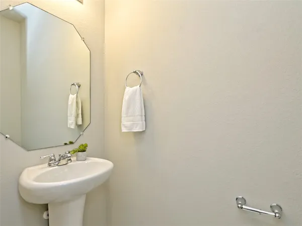 $2,200 | 6917 Ranchito Drive, Austin, TX 78744