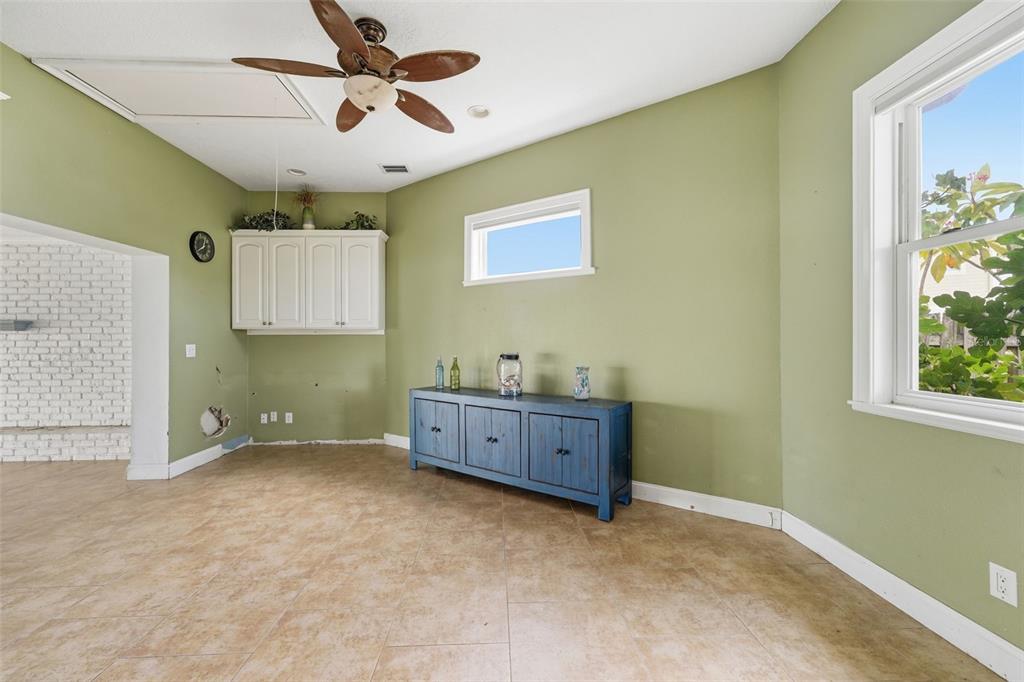 16115 4th Street East Redington Beach, FL 33708 - Photo 8 of 45