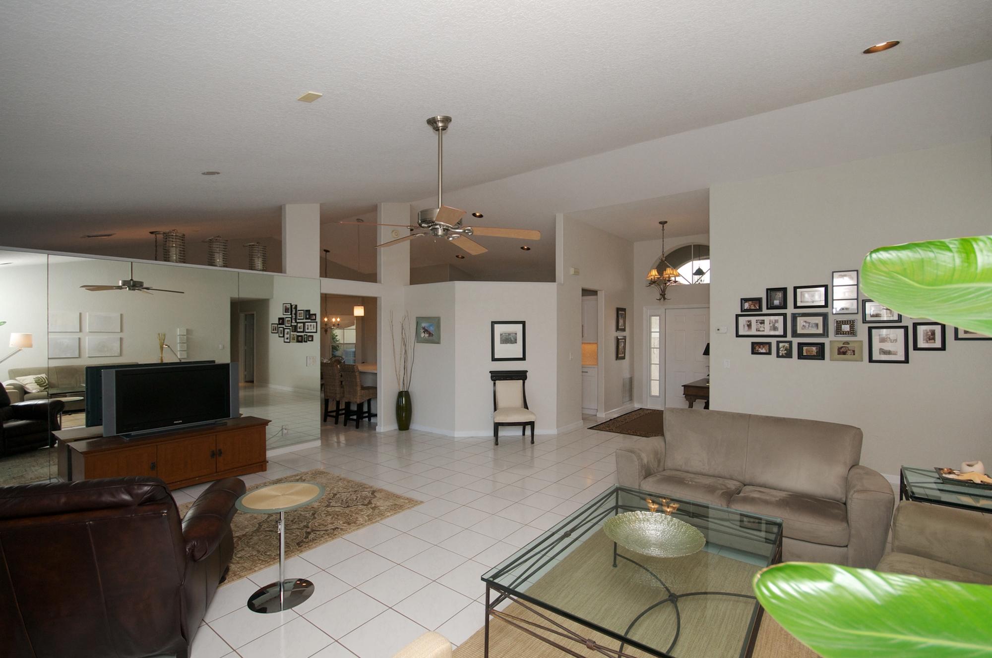 7598 Fairway Trail Boca Raton, FL 33487 - Photo 3 of 23 7598_fairway_trail_MLS_HID855931_ROOMgre
