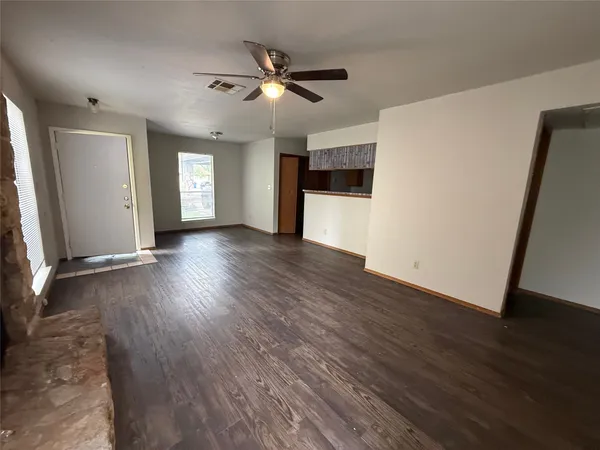 $1,295 | 7601 St Amant Place, Unit A, Austin, TX 78749